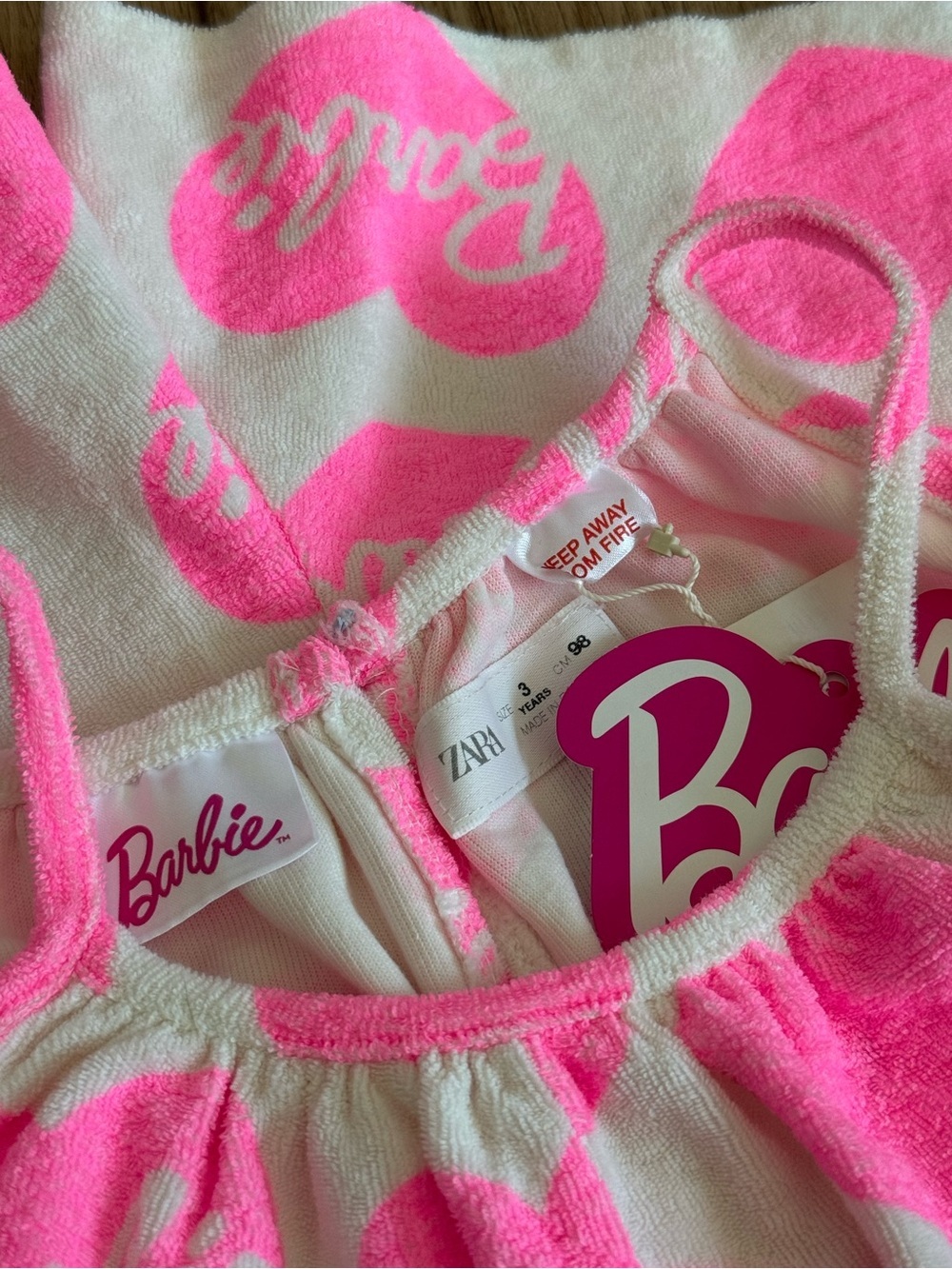 zara kids • 3t • barbie terry cloth romper hot pink white heart - Picture 3 of 3